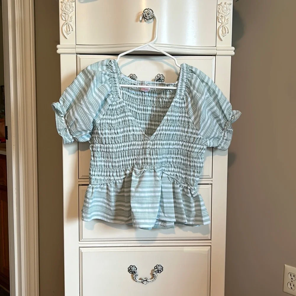 NWOT Pink Lily Sage Look Past The Future Smocked Blouse - Picture 1 of 11